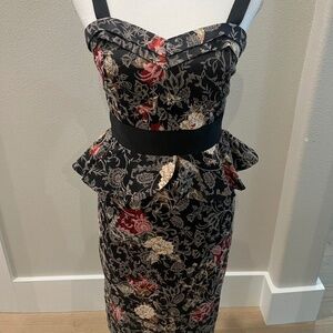 Stunning Cocktail Dress with Adjustable Straps